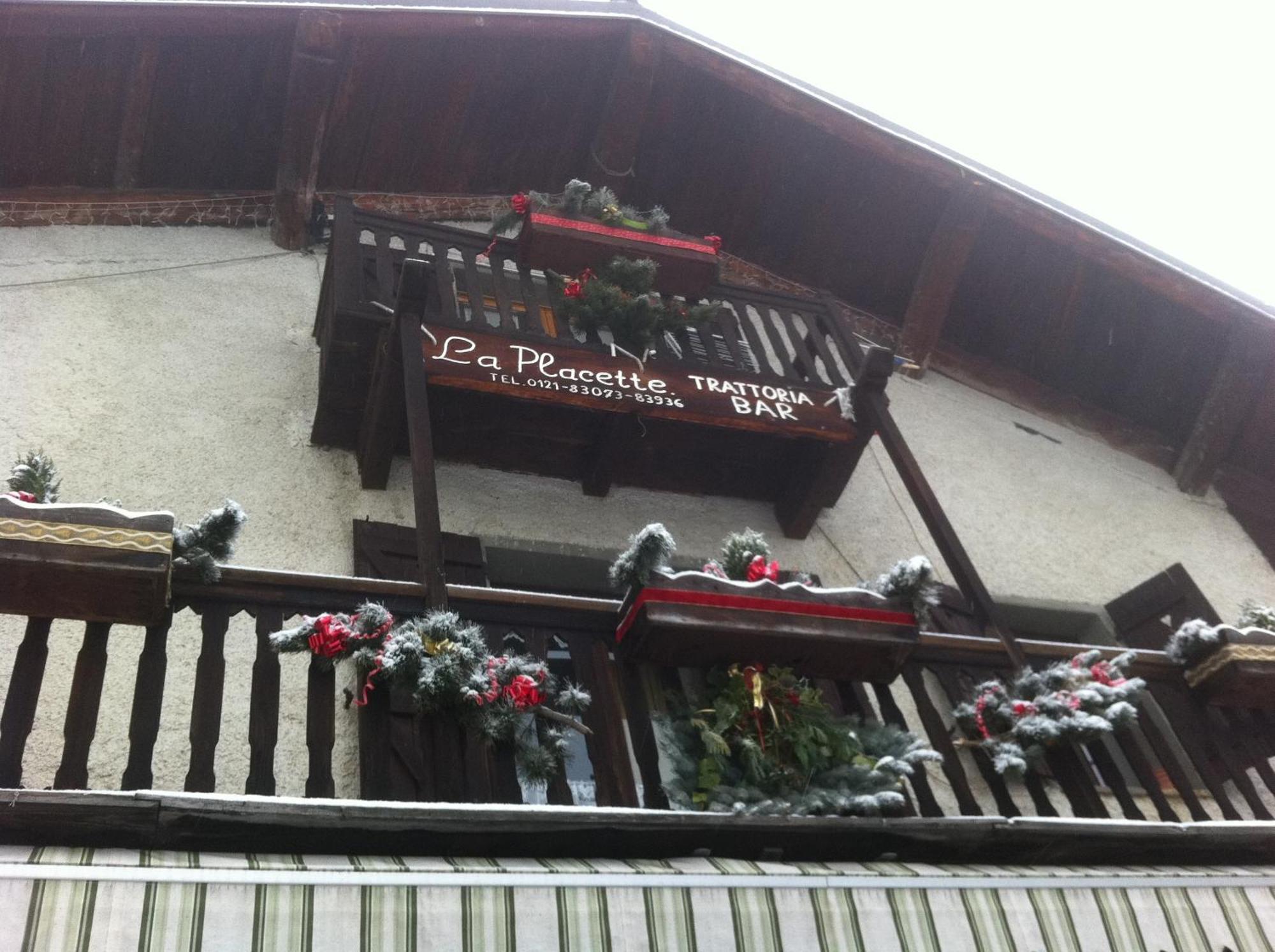 LA PLACETTE - Albergo diffuso e trattoria Usseaux Esterno foto