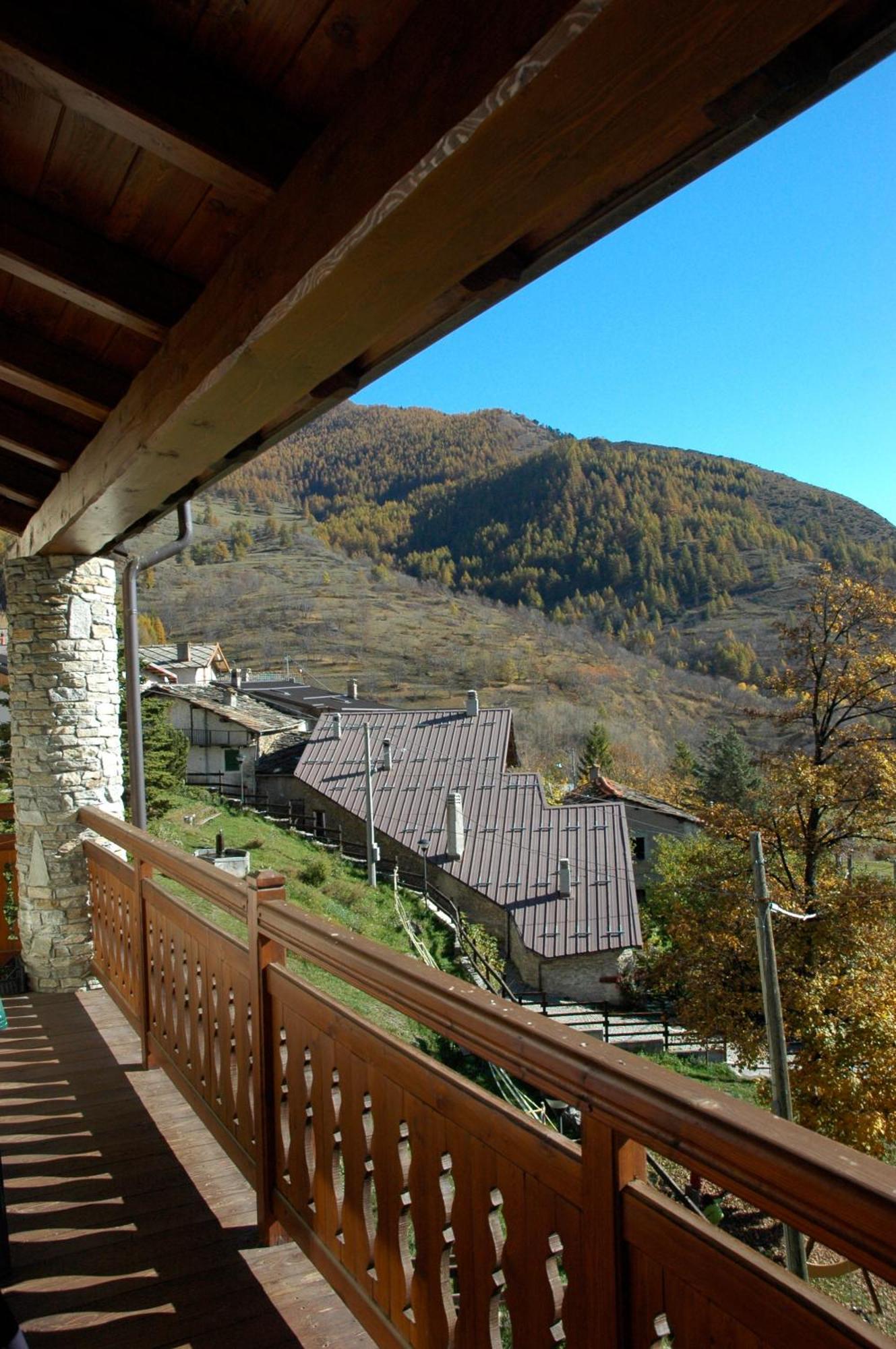 LA PLACETTE - Albergo diffuso e trattoria Usseaux Esterno foto