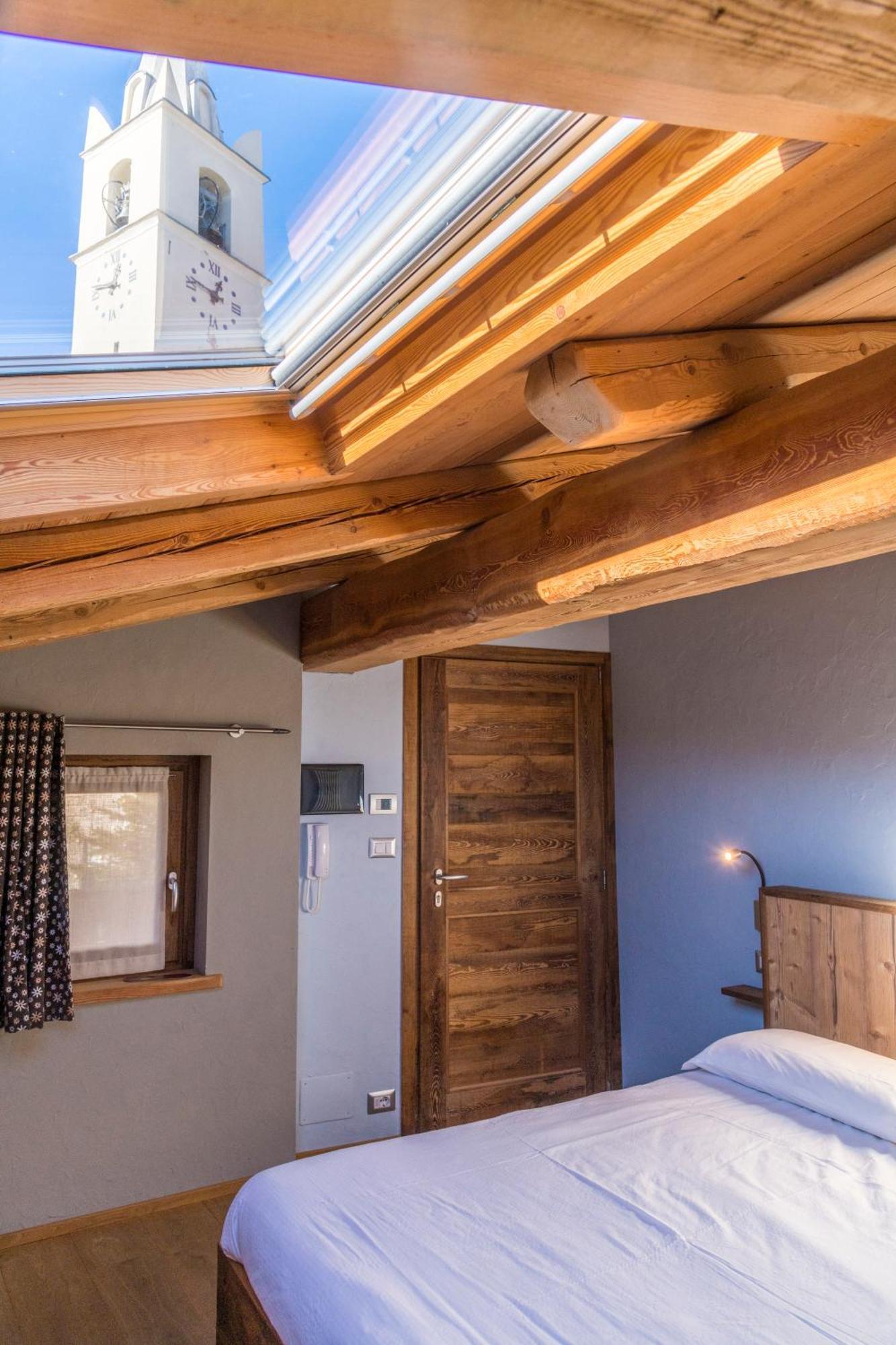 LA PLACETTE - Albergo diffuso e trattoria Usseaux Esterno foto