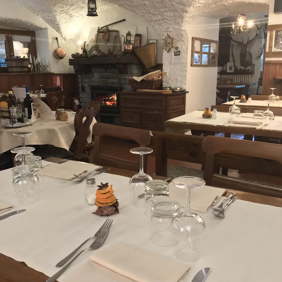 LA PLACETTE - Albergo diffuso e trattoria Usseaux Esterno foto